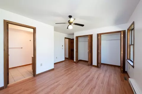 Bedroom - 925 Muddy Brook Rd, Hardwick, MA 01082 photo 2 of 6