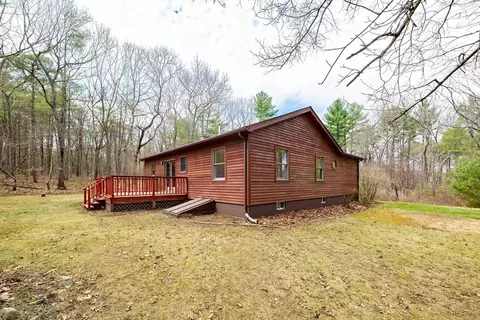 Exterior - 925 Muddy Brook Rd, Hardwick, MA 01082 photo 3 of 8