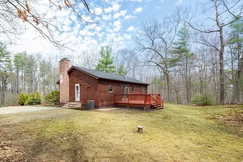 Exterior - 925 Muddy Brook Rd, Hardwick, MA 01082 photo 4 of 8