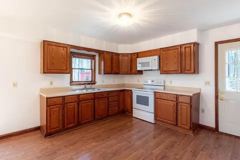 Kitchen - 925 Muddy Brook Rd, Hardwick, MA 01082 photo 1 of 1