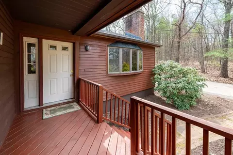Exterior - 925 Muddy Brook Rd, Hardwick, MA 01082 photo 2 of 8