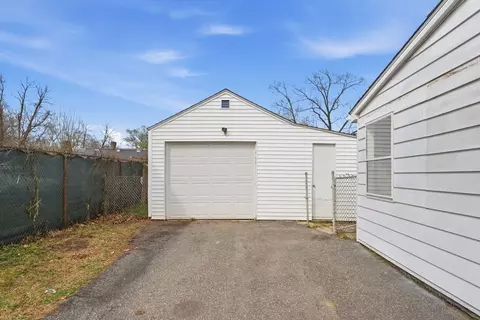 178 Penrose St, Springfield, MA 01109 photo 38
