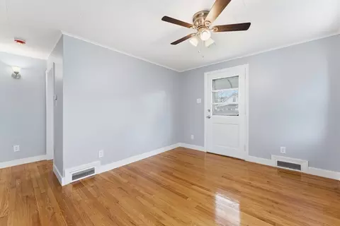 178 Penrose St, Springfield, MA 01109 photo 17