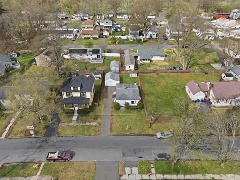 178 Penrose St, Springfield, MA 01109 photo 3