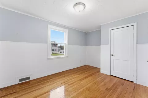 178 Penrose St, Springfield, MA 01109 photo 12