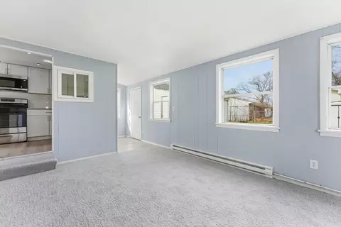 178 Penrose St, Springfield, MA 01109 photo 11