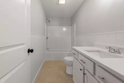 Bath - 961 Wood St, Fall River, MA 02721 photo 5 of 5