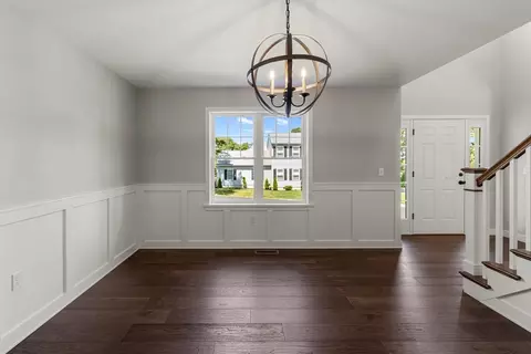 Entry Way - 961 Wood St, Fall River, MA 02721 photo 2 of 8