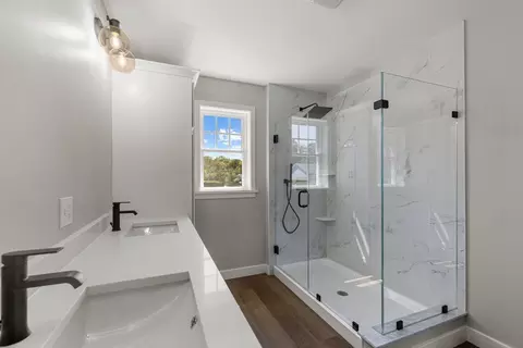Bath - 961 Wood St, Fall River, MA 02721 photo 2 of 5