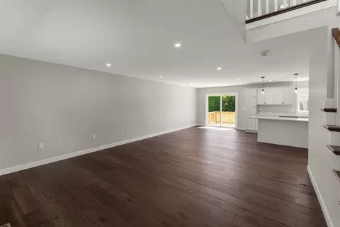 Living - 961 Wood St, Fall River, MA 02721 photo 2 of 4