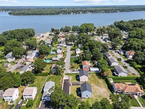 View/Area - 961 Wood St, Fall River, MA 02721 photo 2 of 2