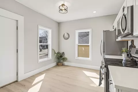 108-110 Northampton Ave, Springfield, MA 01109 photo 4