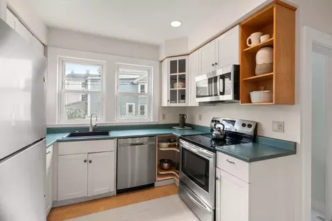 Kitchen - 16 Highland St, Gloucester, MA 01930 photo 2 of 3