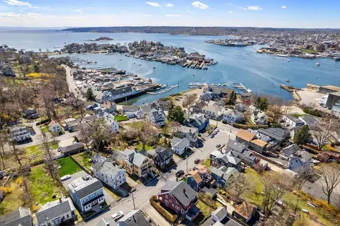 View/Area - 16 Highland St, Gloucester, MA 01930 photo 6 of 7