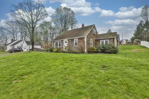 63 Wellington St, Marlborough, MA 01752