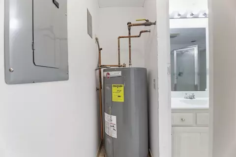 Other - 34 Sumner Ave #210, Springfield, MA 01108 photo 1 of 2