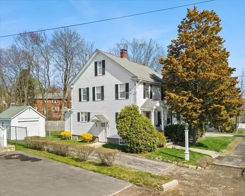 323 Washington St, Norwood, MA 02062