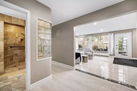 Entry Way - 3 Old Brook Dr, Worcester, MA 01609 photo 3 of 3