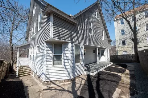 104 12 Rodney St, Worcester, MA 01605
