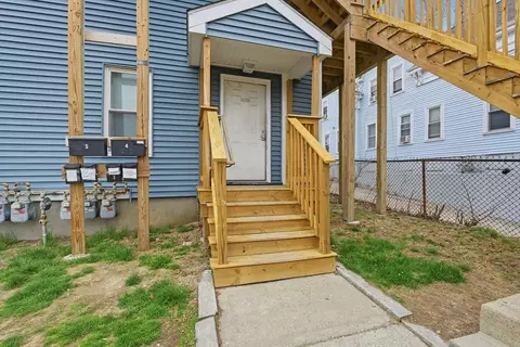 Exterior - 34 Irving St, Worcester, MA 01609 photo 2 of 5