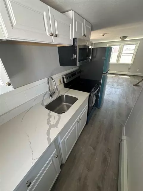 Kitchen - 34 Irving St, Worcester, MA 01609 photo 4 of 6