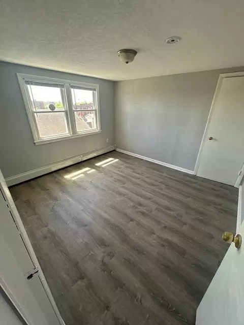 Bedroom - 34 Irving St, Worcester, MA 01609 photo 3 of 4
