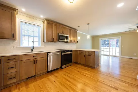 50 Pullman Ave #B, Attleboro, MA 02703 photo 4