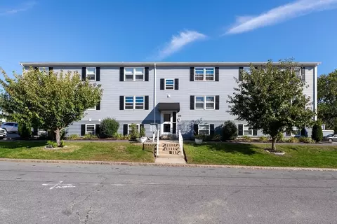 120 Fifteenth St #5, Fall River, MA 02723