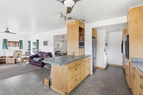 Kitchen - 28 Arlington Rd, Wareham, MA 02571 photo 2 of 4