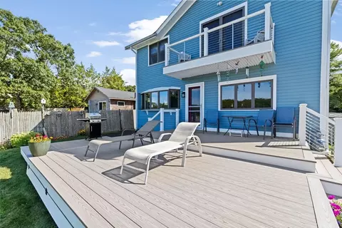 Exterior - 28 Arlington Rd, Wareham, MA 02571 photo 4 of 4
