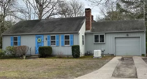 43 Meadowspring Dr, Dennis, MA 02660