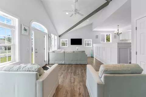 37 Uncle Henrys Rd, Mashpee, MA 02649 photo 7