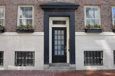 22 River St #7, Boston, MA 02108