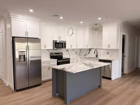 441 Washington St #305, Dedham, MA 02026