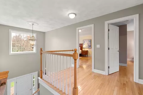 Entry Way - 190 School St, Acton, MA 01720 photo 4 of 4