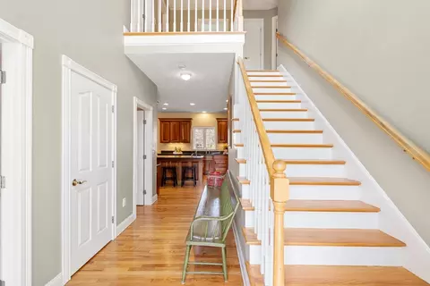 Entry Way - 190 School St, Acton, MA 01720 photo 1 of 4