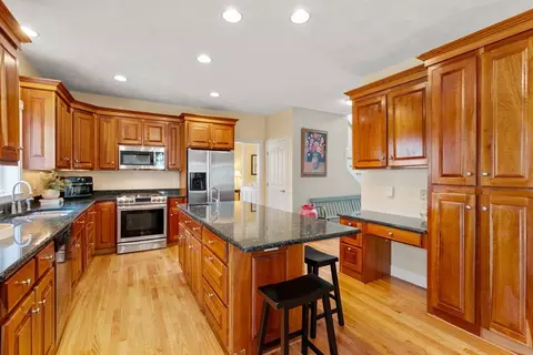 Kitchen - 190 School St, Acton, MA 01720 photo 3 of 6