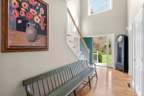 Entry Way - 190 School St, Acton, MA 01720 photo 2 of 4