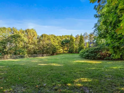 33 Boulder Rd, Wellesley, MA 02481 photo 3