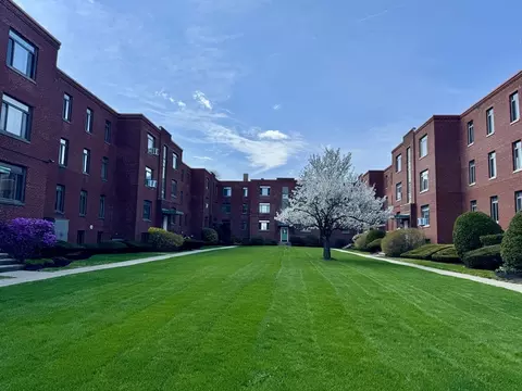 8 Ashland St #8G, Worcester, MA 01609