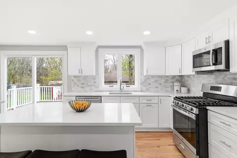 120 Windham Rd, Boston, MA 02136 photo 9