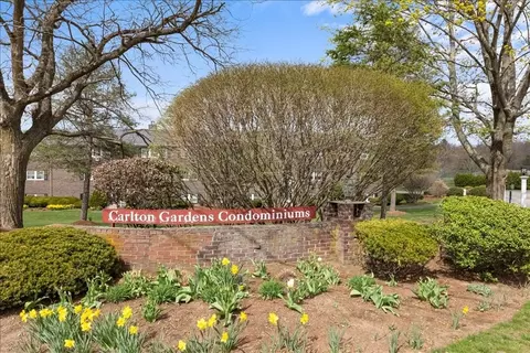 151 Milk St #12, Westborough, MA 01581