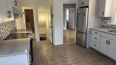 38 Bailey St, Boston, MA 02124 photo 13