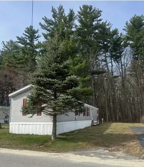 8 2nd Ave, Merrimac, MA 01860