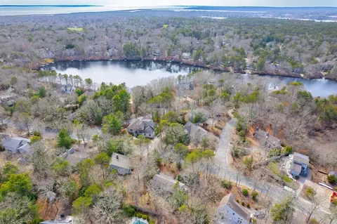 View/Area - 213 Fells Pond Rd, Mashpee, MA 02649 photo 3 of 9