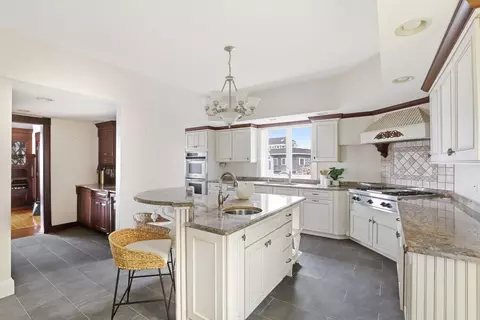 Kitchen - 2 Bluff Rd, Hull, MA 02045 photo 2 of 4