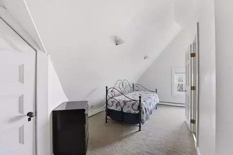 Bedroom - 2 Bluff Rd, Hull, MA 02045 photo 4 of 4