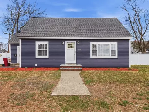 330 Woburn St, Lowell, MA 01852