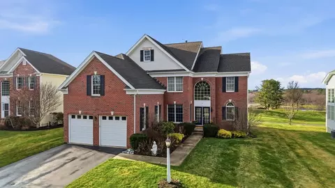 31 Fairways Ln, Methuen, MA 01844