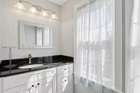 Bath - 125 Singletary Ave, Sutton, MA 01590 photo 4 of 4